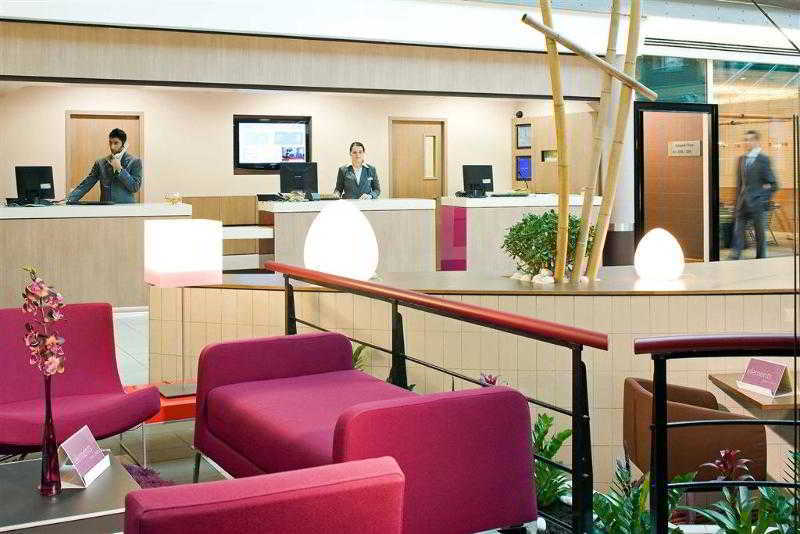 Novotel London Heathrow Airport M4 Jct. 4 4*