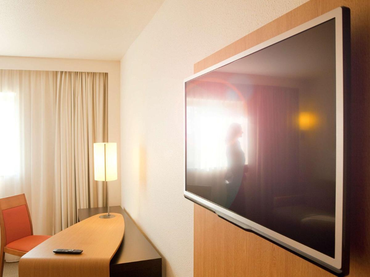 Novotel London Heathrow Airport M4 Jct. 4 4* Hillingdon